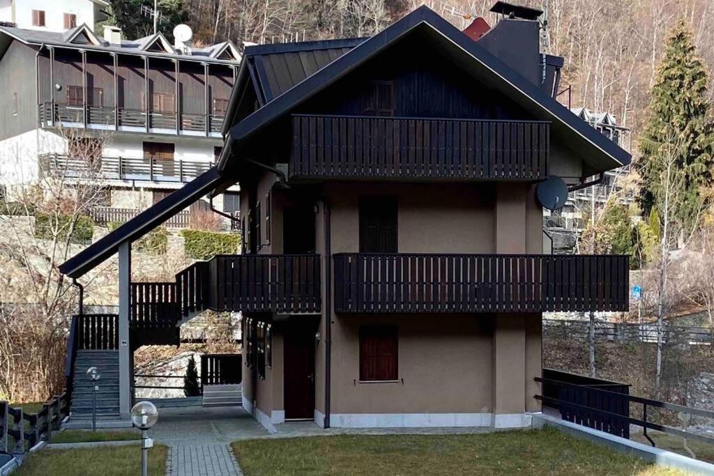 Tabla - Confort Ed Eleganza A 100 Mt Dagli Impianti Aprica Buitenkant foto